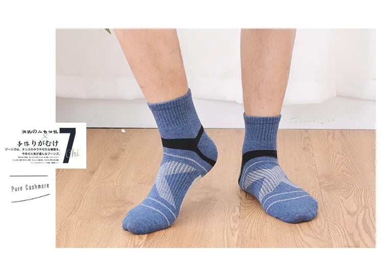 ZTOET High Quality 5Pairs / Lot Combed Cotton Men's Socks New Casual Breathable Active Socks Man Stripe Long Sock EU39-45