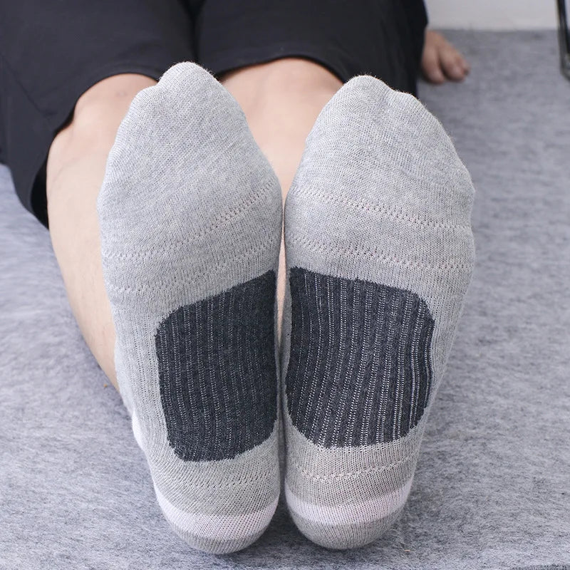 ZTOET High Quality 5Pairs / Lot Combed Cotton Men's Socks New Casual Breathable Active Socks Man Stripe Long Sock EU39-45