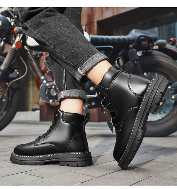 High Top Men's Ankle Boots Designer Luxury Man Motorcycle Boots British Style Leather Boots Brand Lace-Up Men Shoe Botas Hombre