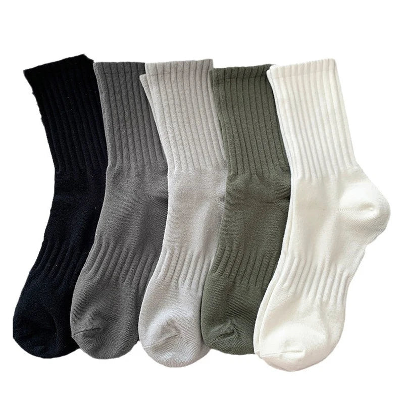 5Pairs of MEN'S AND WOMEN'S Black Cotton Business Mid Length Soft and Warm Autumn/winter Solid Color Casual Socks Christmas Gift