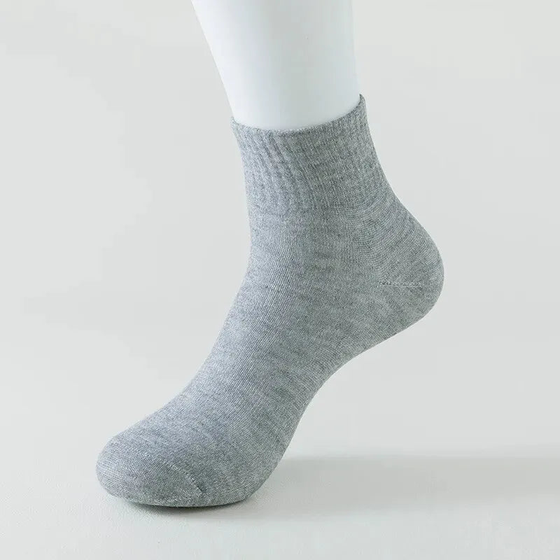 4/5/8/10/20 Pairs of MEN'S AND WOMEN'S Black Cotton Business Mid Length Soft and Warm Autumn/winter Solid Color Casual Socks